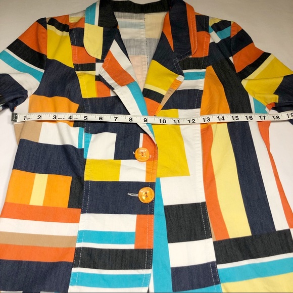 Geometric Print Blazer and Skirt Set Size M - Picture 8 of 14